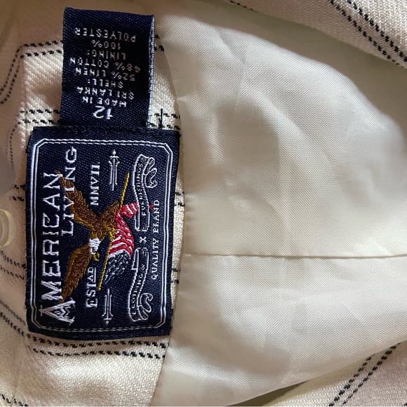 Button down American Living vest. Cream/White vest with black stripes. - Picture 4 of 4